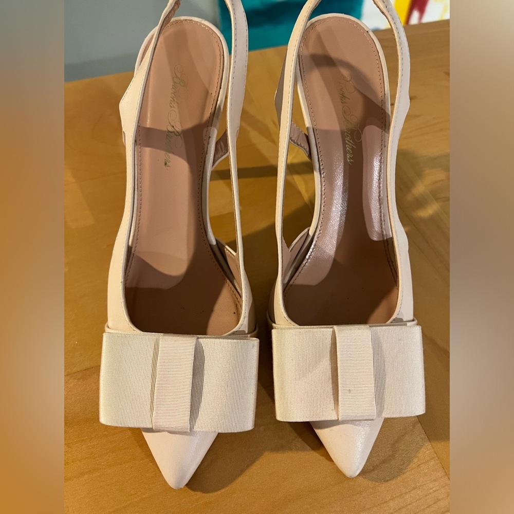 Brooks Brothers Grosgrain-trimmed Slingback Pumps Cream Size 7